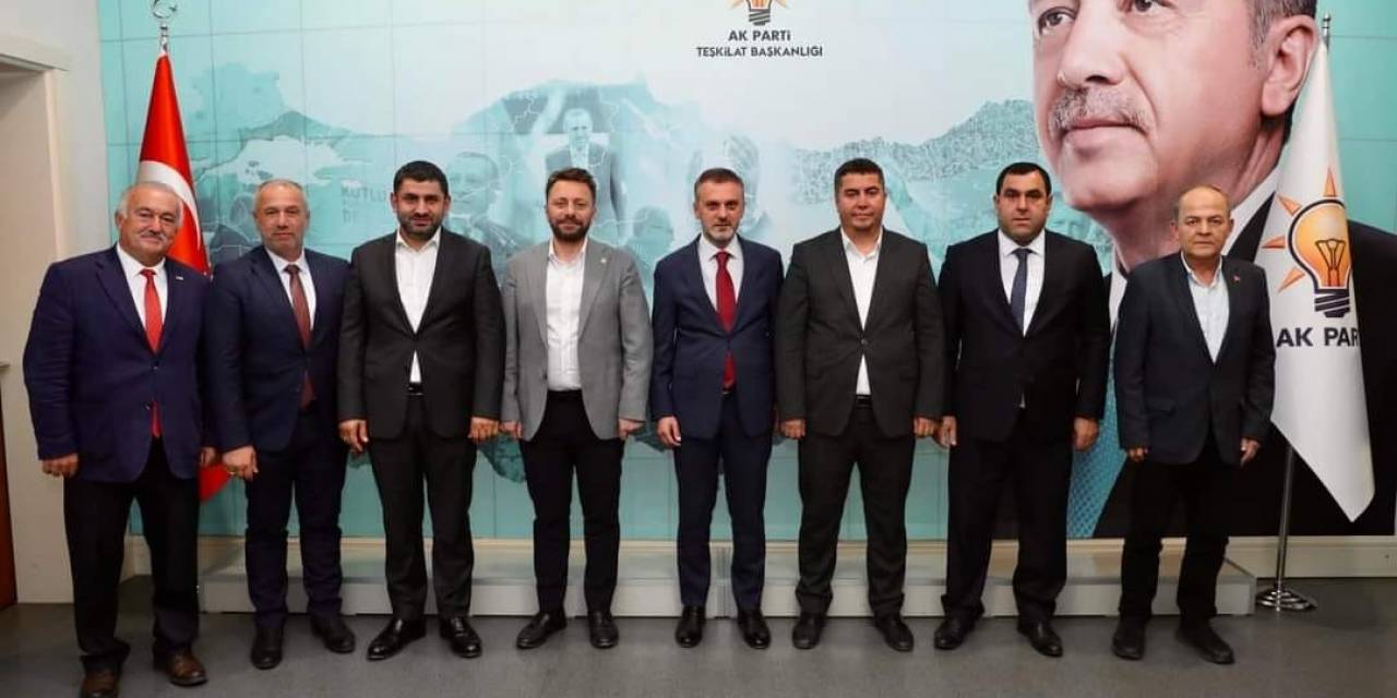 Ak Parti Sinop’ta 4 İlçe Başkanı Değişti