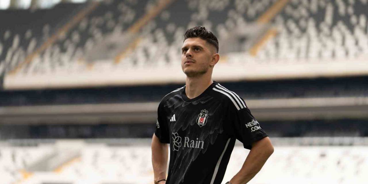 Milot Rashica: "Formasını En Çok Giymek İstediğim Kulüpteyim"