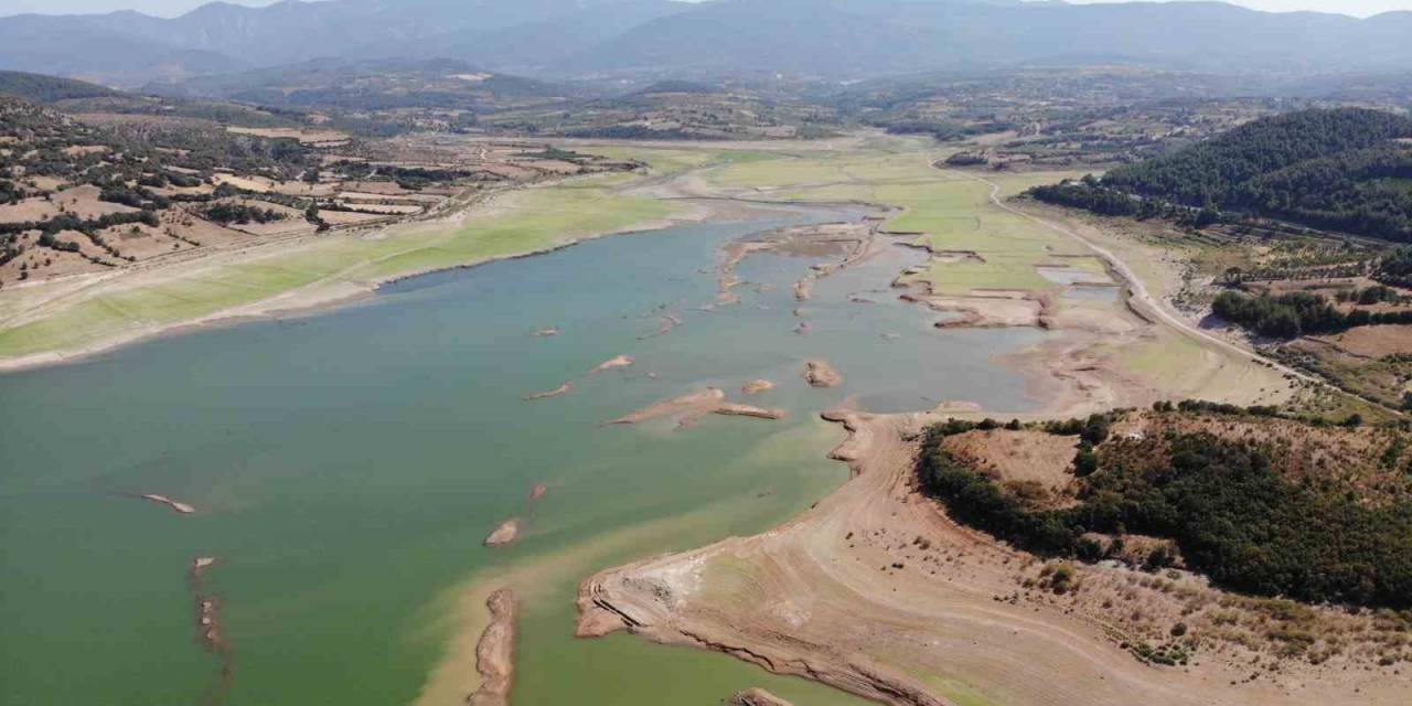 Su Seviyesi Yüzde 16’lara Düşen Bayramiç Barajı Kuruma Noktasına Geldi
