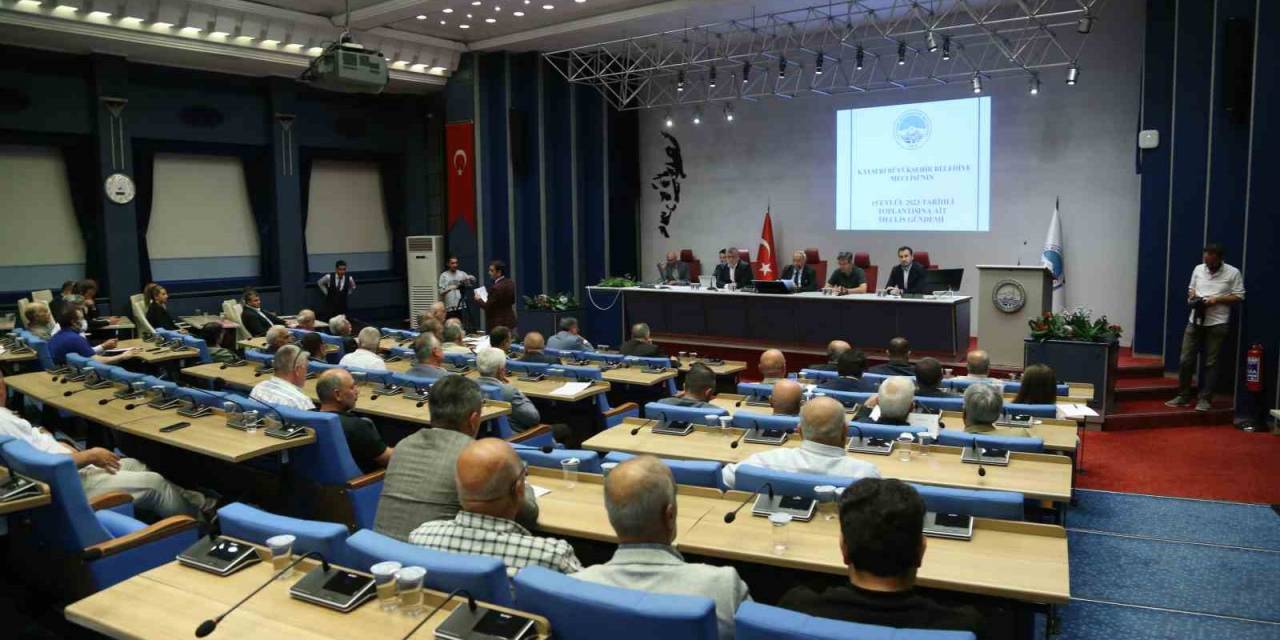 Afet İşleri Daire Başkanı Arın: "Mevcut Fayların Durum Değerlendirmesini Yapmak İçin Paleosismolojik Çalışmalardan Faydalanıyoruz"