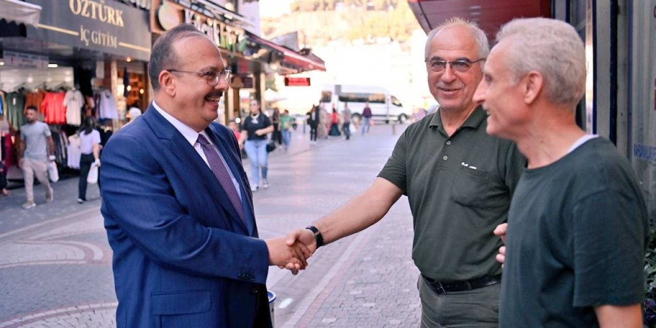Vali Canbolat, Çarşı Esnafıyla Bir Araya Geldi