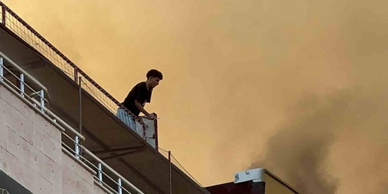 İtfaiyenin Müdahalede Gecikmesi Yangını Büyüttü