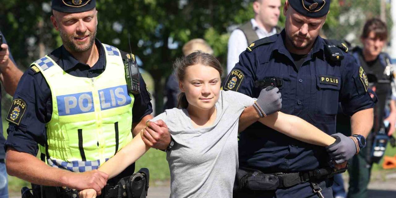 Çevre Aktivisti Thunberg’e 2 Ayda 2’inci “Polise İtaatsizlik” Suçlaması