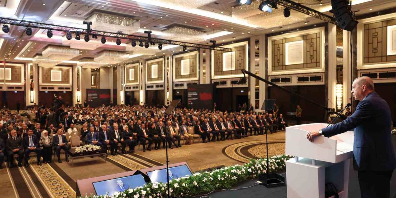 Cumhurbaşkanı Erdoğan: “Ülkemizin 81 Vilayetinin Tamamını Deprem Bölgesi Olarak Görüp Çalışmaları Yürütmemiz Gerekiyor”