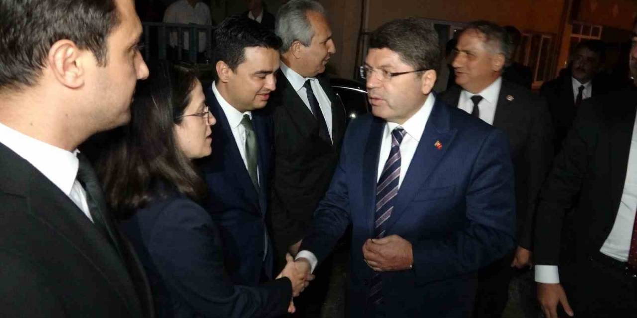 Bakan Tunç’tan Maden Şehidinin Ailesine Taziye Ziyareti