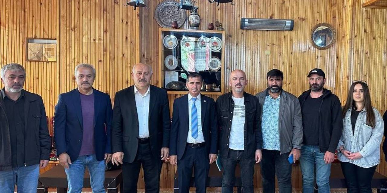 Bayburt Milletvekili Ateş Gazetecilerle Bir Araya Geldi