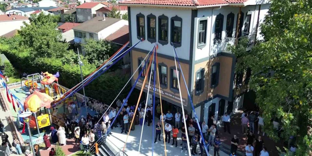 Sultanbeyli’de Aşık Veysel Kültür Ve Sanat Evi Açıldı