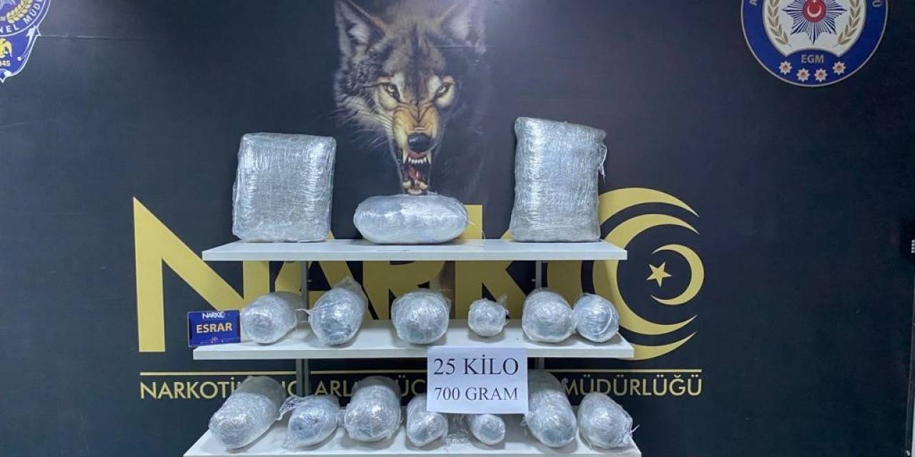 25 Kilo 700 Gram Esrar Ele Geçirildi, 2 Şüpheli Tutuklandı