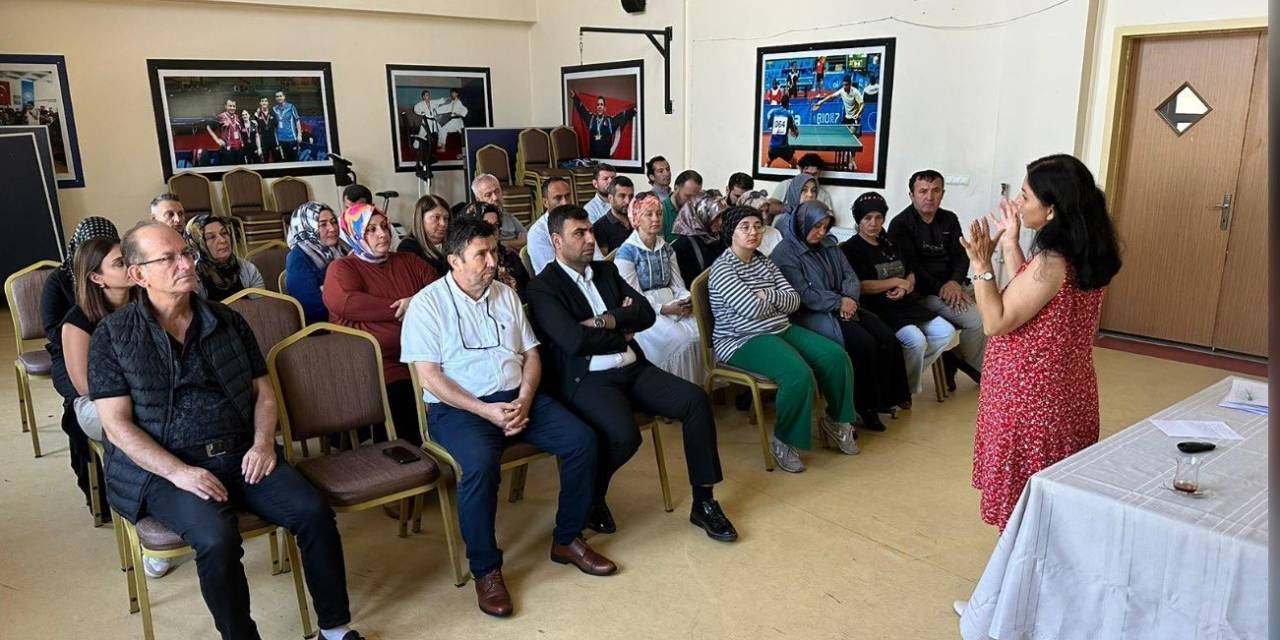 Deprem Bölgelerinde Çalışan Personele Teşekkür