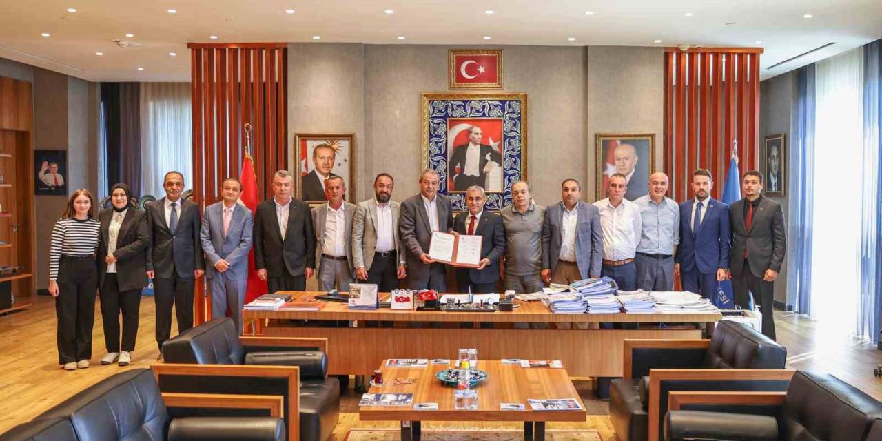 Kütahya Belediyesi, Esnaf Ve Sanatkarları Odaları Birliği İle İş Birliği Protokolü İmzaladı