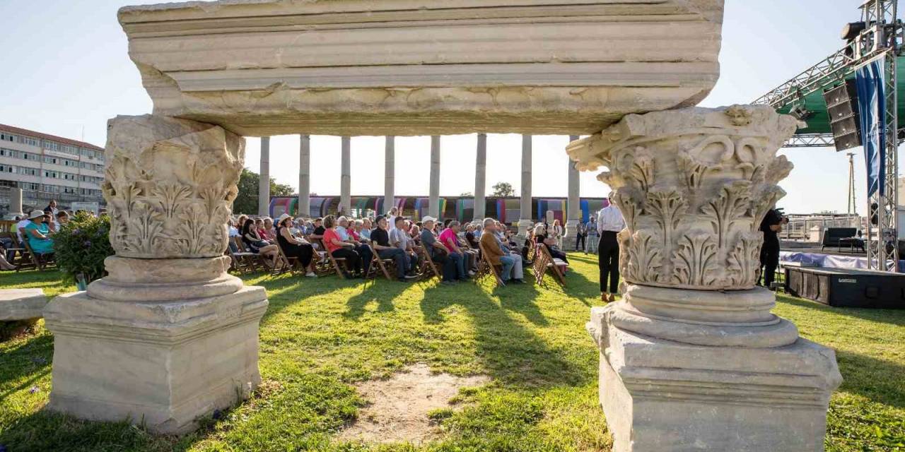 7. Uluslararası İzmir Edebiyat Festivali Başladı