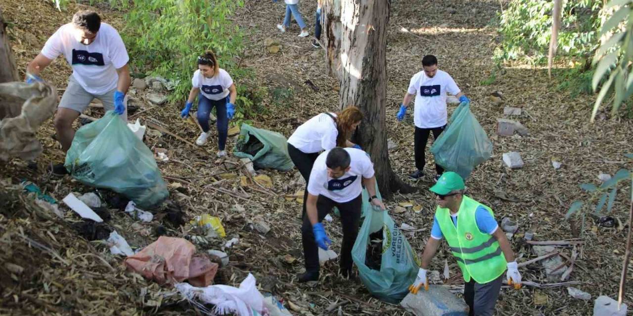 Yüreğir’de ‘Dünya Temizlik Günü’ Etkinliği