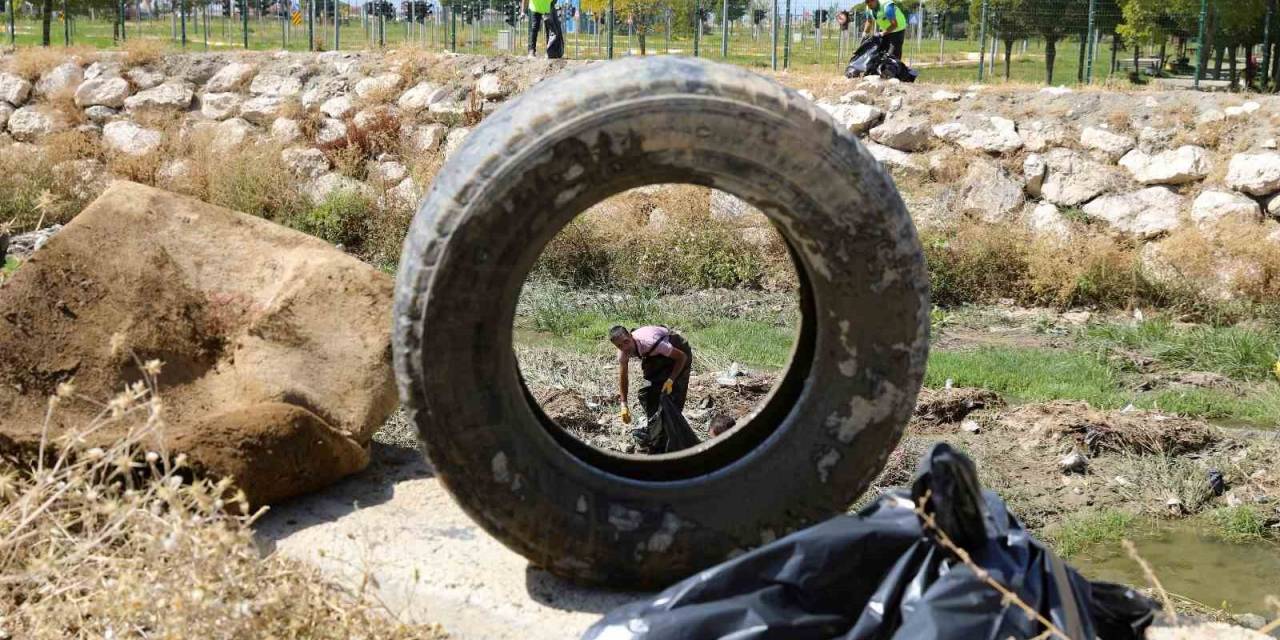 İpekyolu Belediyesi’nden Çevre Temizliği