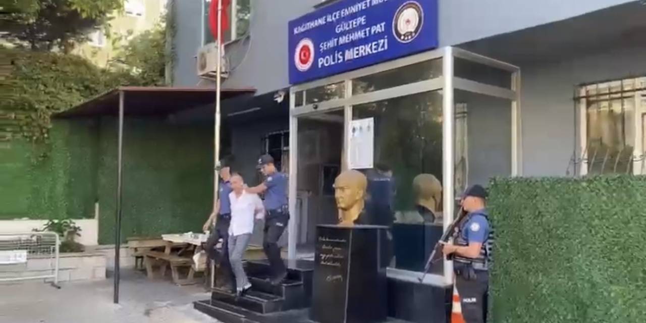 İstanbul’da Yolcunun Sevgilisine Kafa Atan Taksici Yeniden Gözaltında