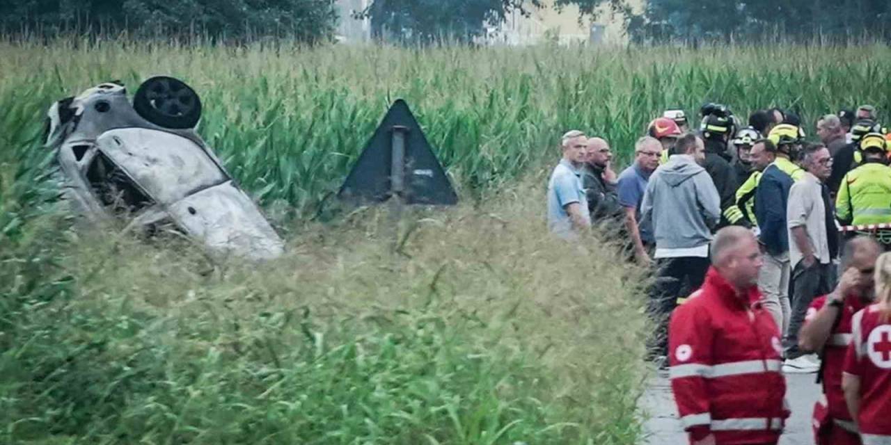 İtalya’da Hava Akrobasi Uçağı Düştü: 1 Ölü