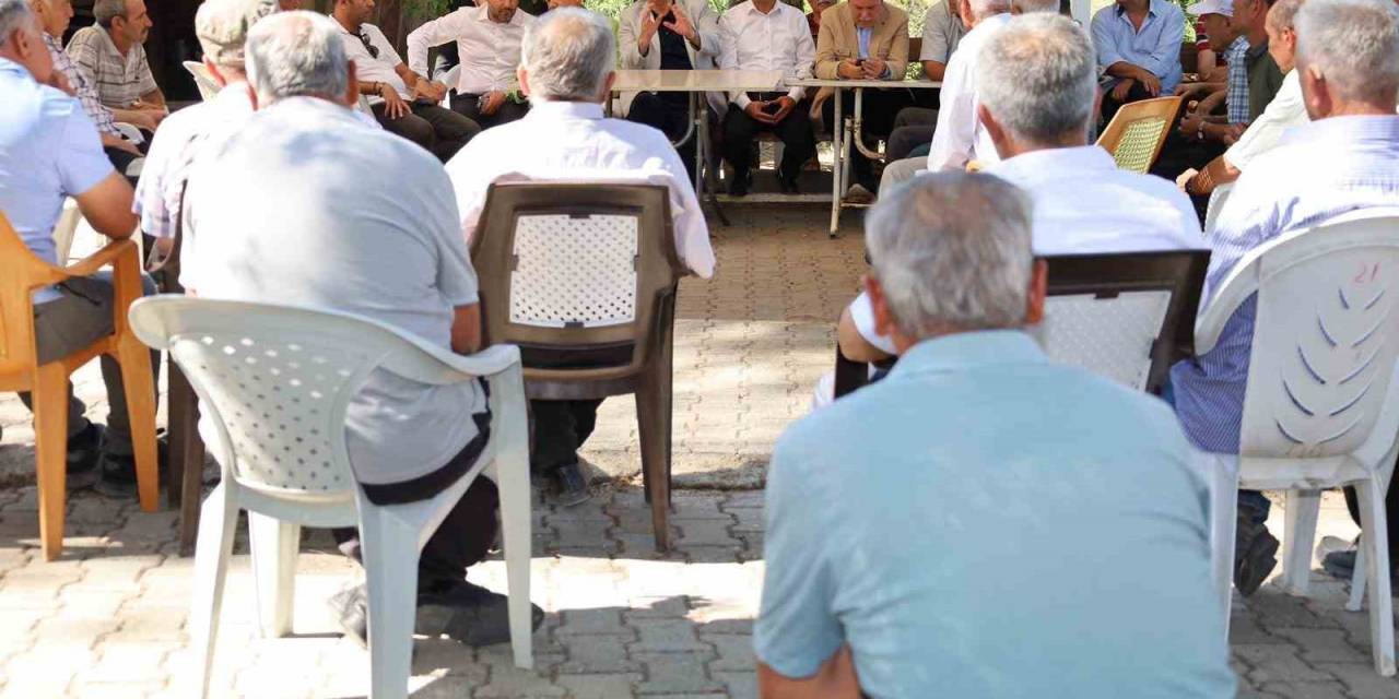 Başkan Özgan Depremzedeleri Unutmuyor