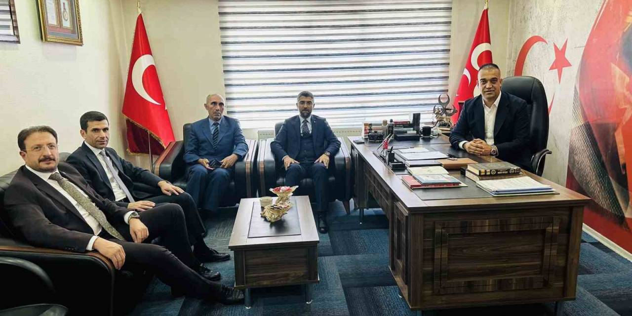 Ak Parti’den Mhp’ye Tebrik Ziyareti