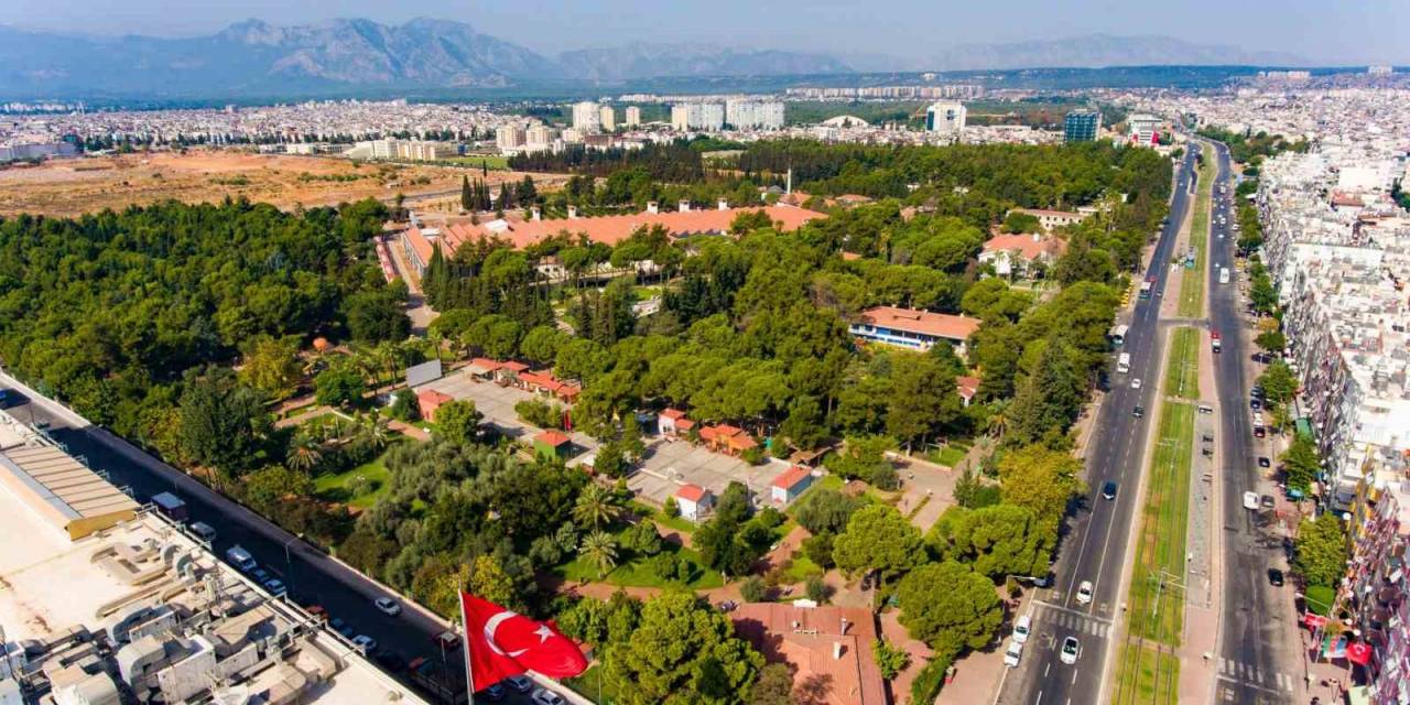 Antalya’nın Eski Fabrikaları Artık Bilgi Üretiyor