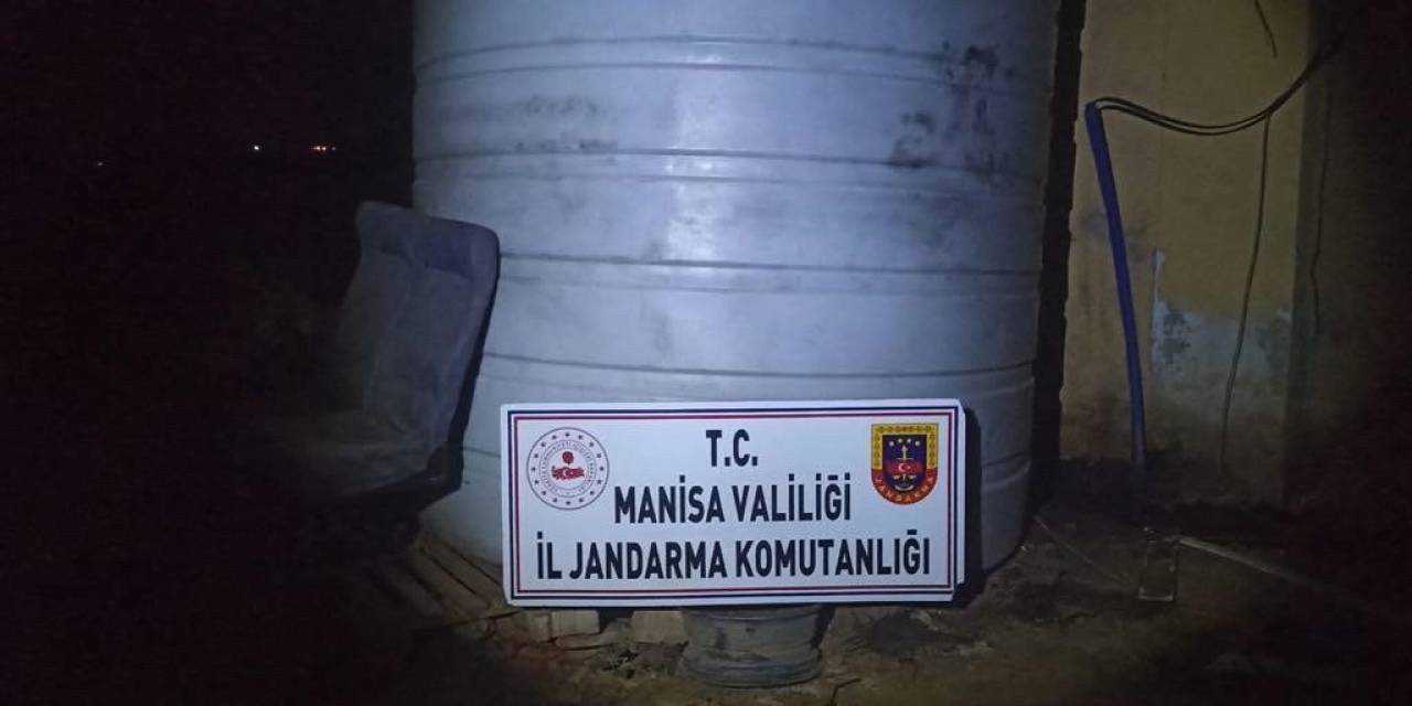 Salihli’de 2 Bin 500 Litre Kaçak Akaryakıt Ele Geçirildi