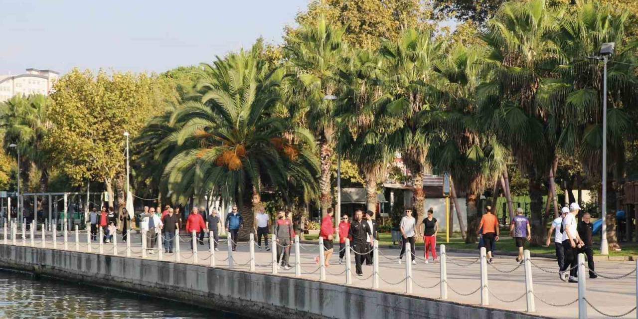 Körfezliler Sağlıklı Yaşam İçin Yürüdü