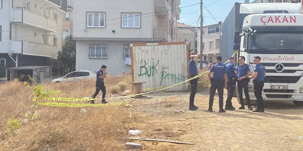 Eşi Tarafından Bıçaklanan Kadın Hayatını Kaybetti