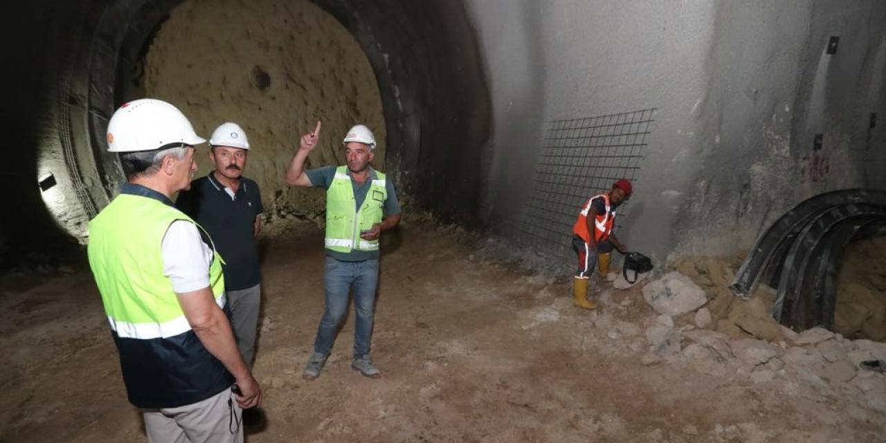 Tahmazoğlu: “Tünel Çalışmamızda Bin 453 Metredeyiz”