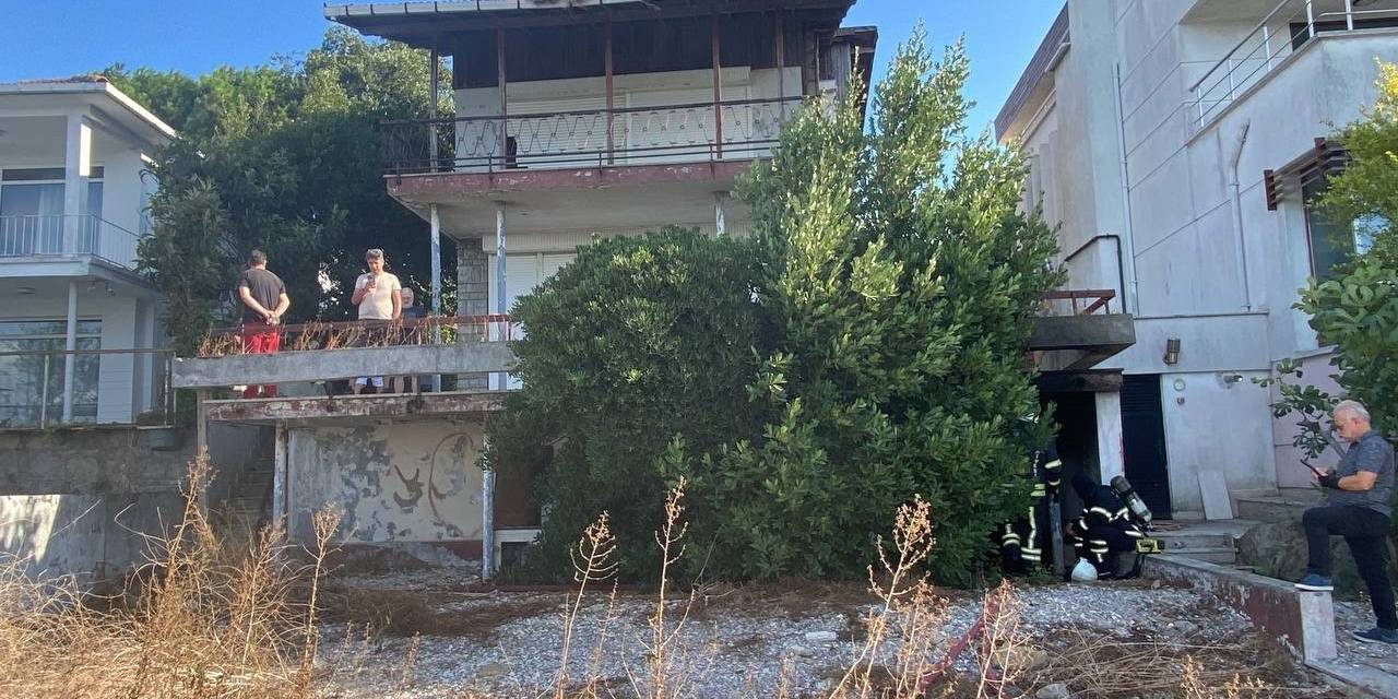 Yalıda Çıkan Yangın Büyümeden Söndürüldü