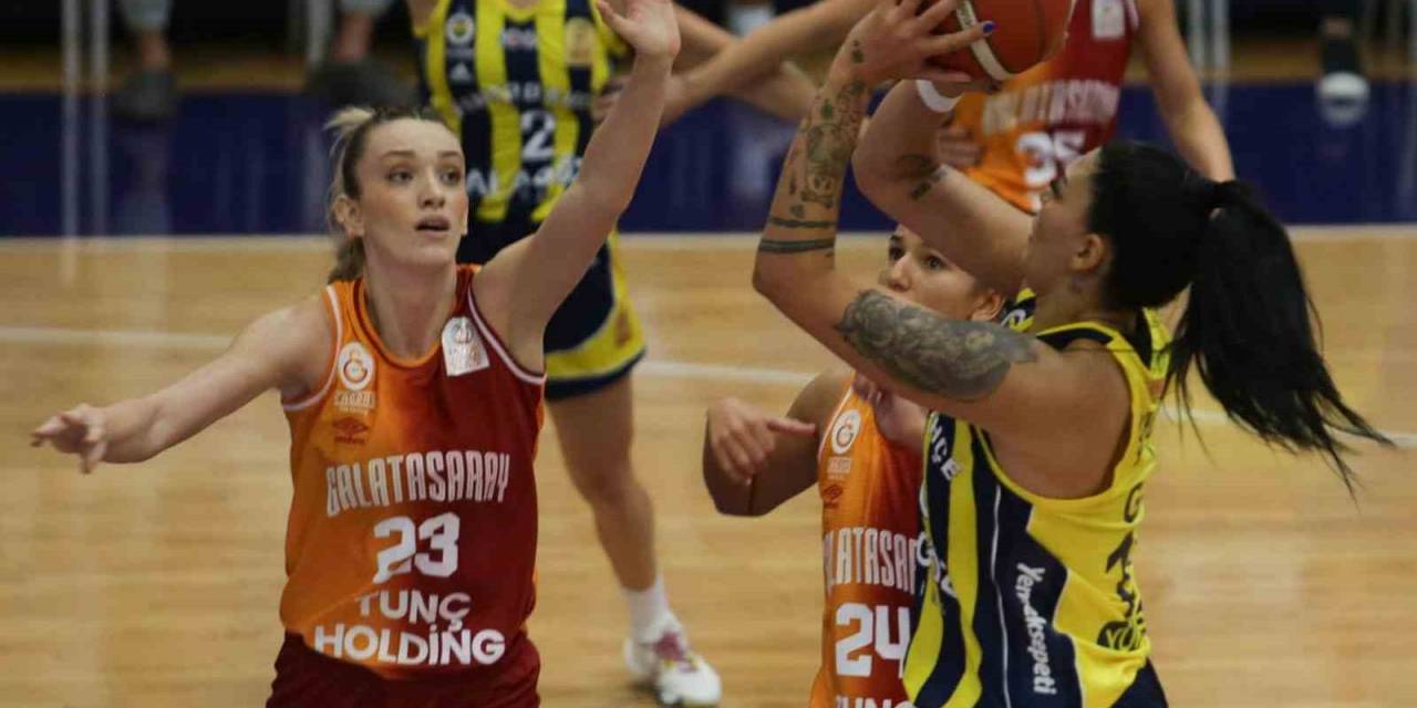 Ing Kadınlar Basketbol Süper Ligi: Fenerbahçe: 84 - Galatasaray: 56