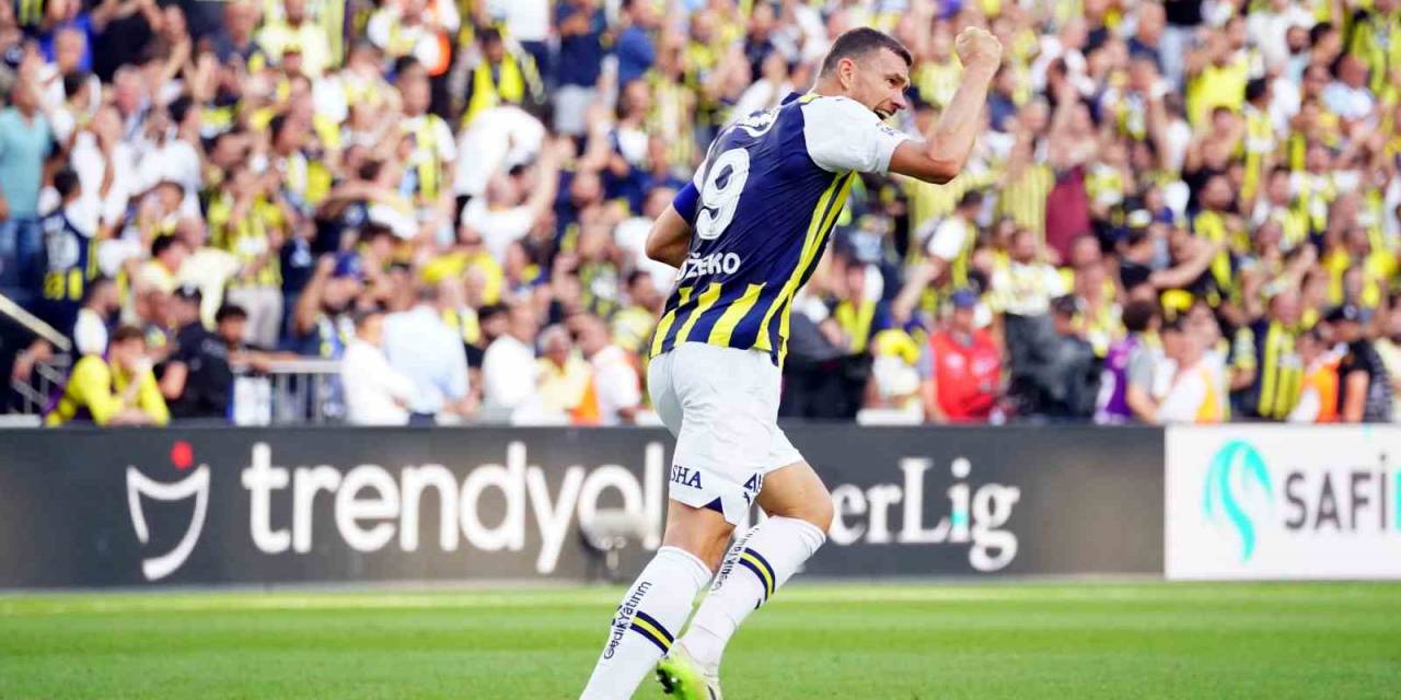 Dzeko, 4. Lig Maçında 4. Golünü Attı