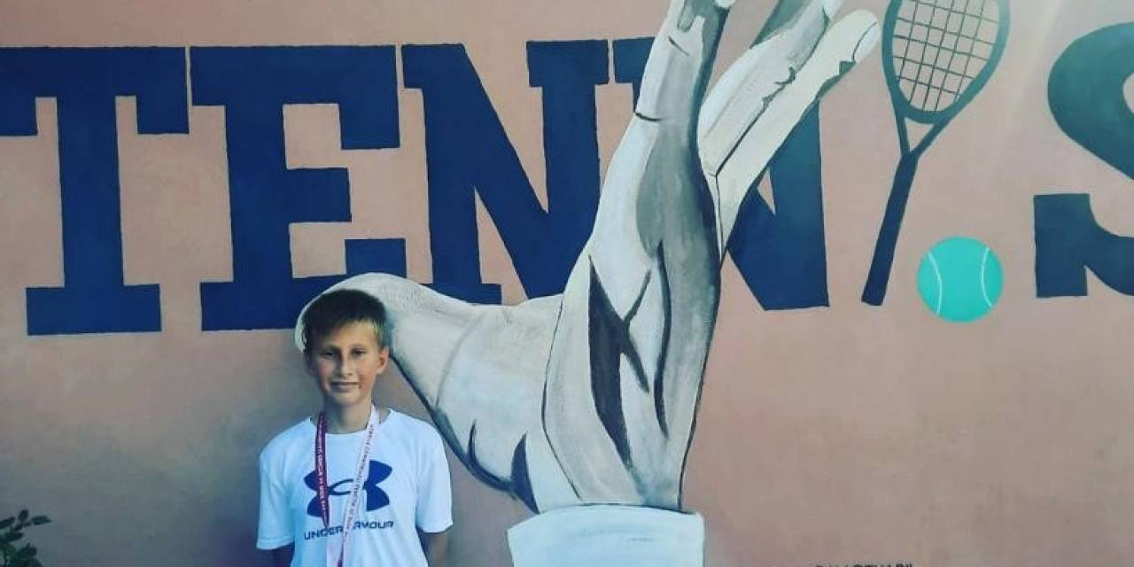 Teniste 2 Şampiyonluk