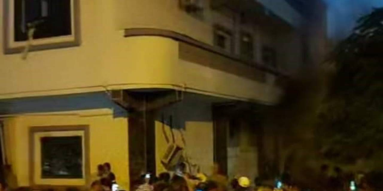 Libyalılar Sel Felaketinin Yaşandığı Derna’da Yetkilileri Protesto Etti