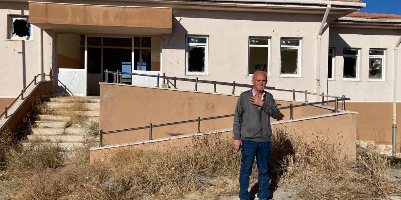 Ortalıktan Kaybolan Yöneticiye Site Sakinleri İsyan Etti