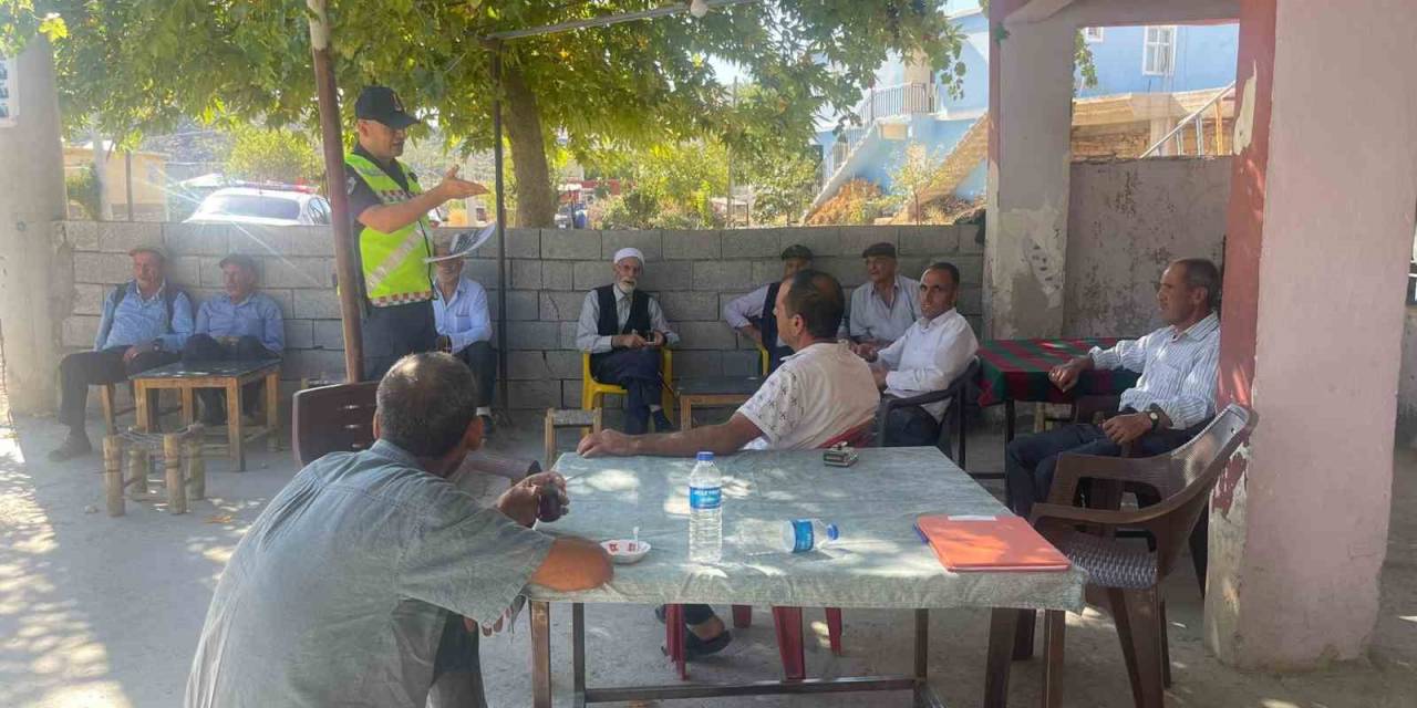 Jandarmadan Traktör Kazalarına Karşı Bilgilendirme