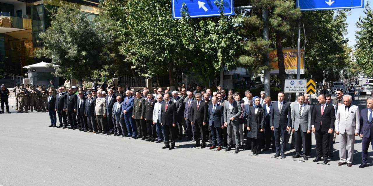 Siirt’te 19 Eylül Gaziler Günü Törenlerle Kutlandı