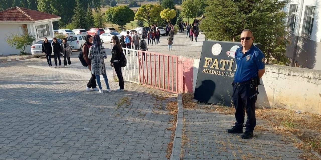 Kütahya’da 144 Okul Ve Çevresi Kontrol Edildi