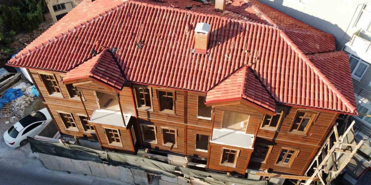 Tarihi Kuşüzümü Konağı Restorasyonunda Sona Gelindi