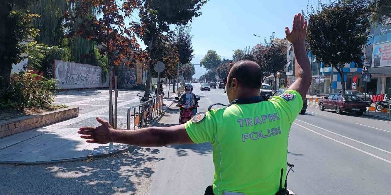 Motosiklet Sürücüleri Cezadan Kurtulamadı