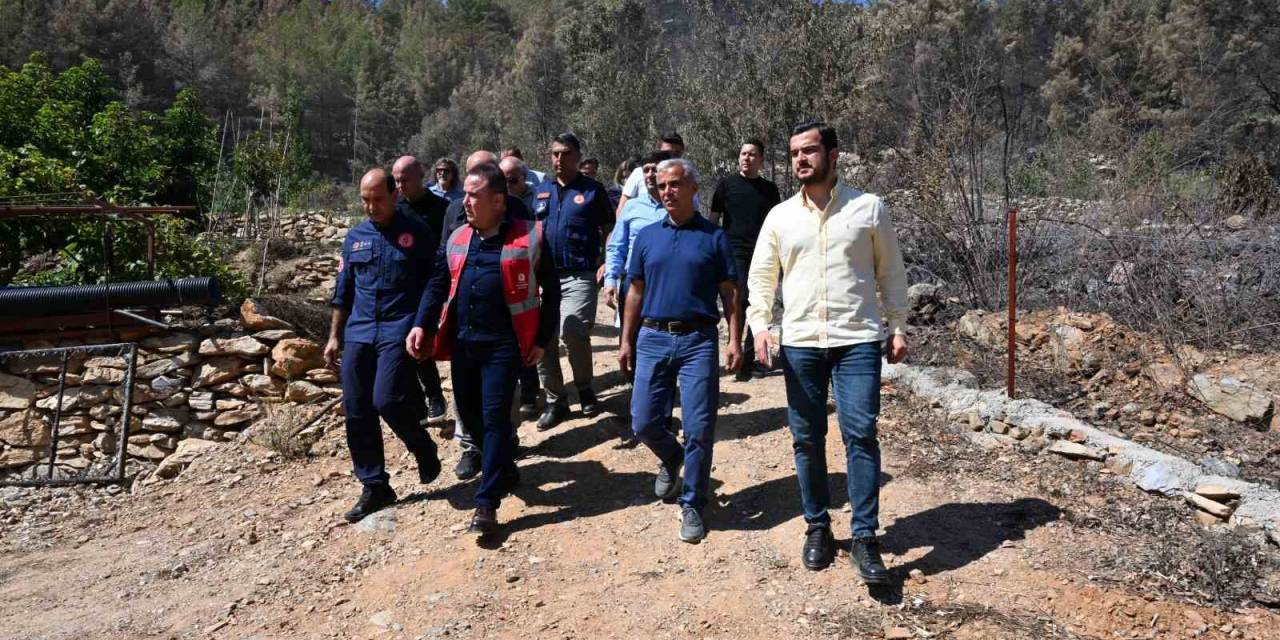 Başkan Böcek, Alanya’da Yangın Bölgesinde