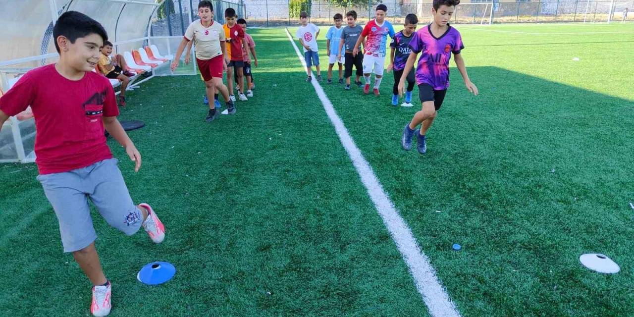 Aydın’da Çocuklar Hem Eğleniyor Hem Sporu Seviyor