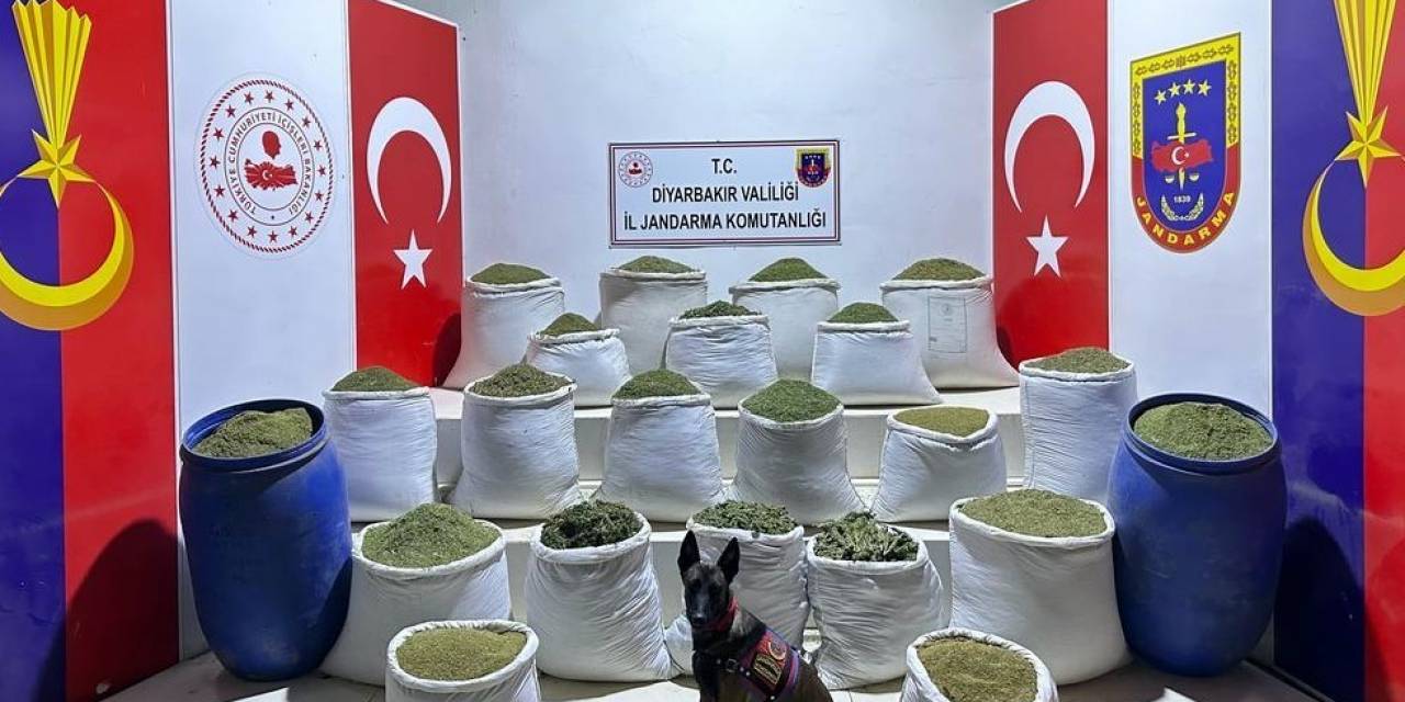 Diyarbakır’da Terörün Finans Kaynağına Büyük Darbe: 2 Ton Esrar Ele Geçirildi