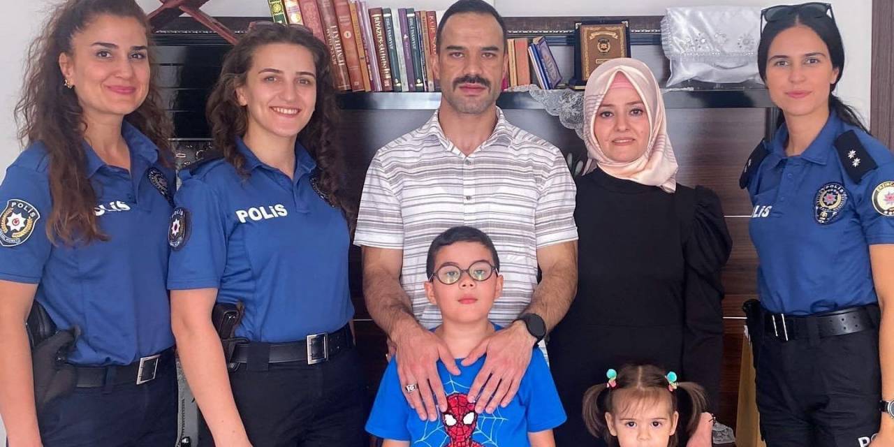 Gazi Polisler Unutulmadı