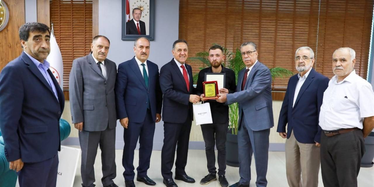 Bingöl Valisi Usta: ’’ahilik Kurumu, İnsanı Ve İnsani Değerleri Esas Alan Mümtaz Bir Kurumdur’’