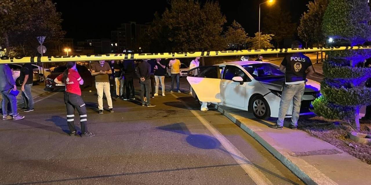 Beylikdüzü’nde Araç İçerisinde Kanlı İnfaz: 1 Ölü 3 Yaralı