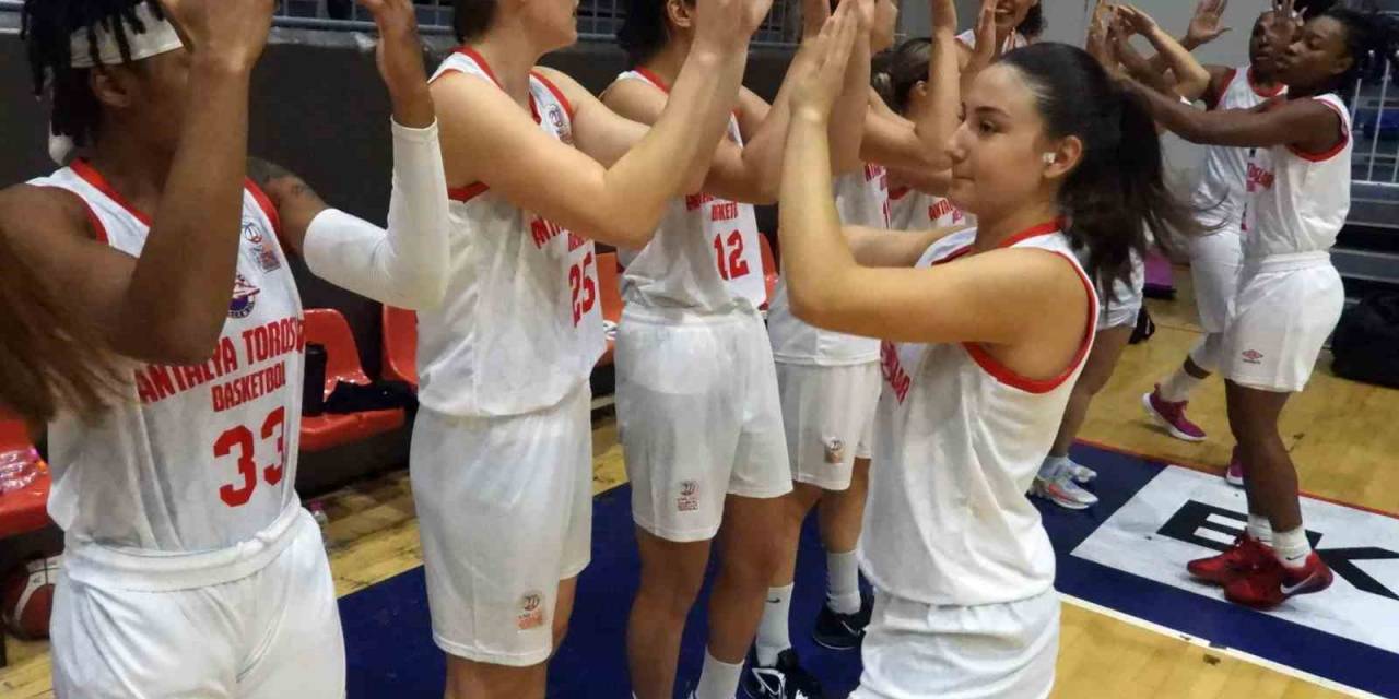 Kepez’in Yetiştirdiği Hazal Çetin İle Elif Çayır Rakip Oldu