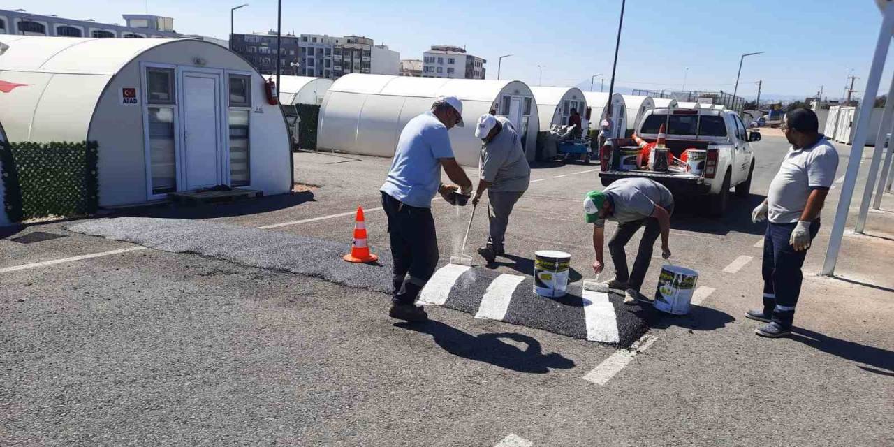 Kahramanmaraş’ta Trafik İşaret Levhaları Yenileniyor