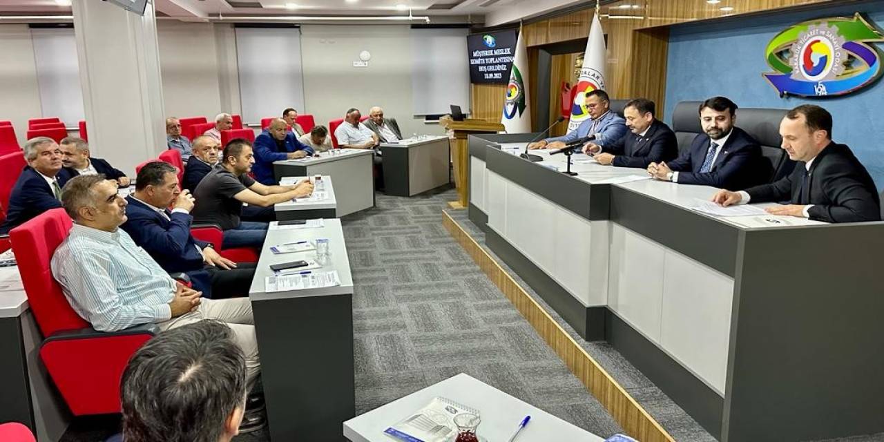 Ak Parti Milletvekilleri, Müşterek Meslek Komite Toplantısına Katıldı