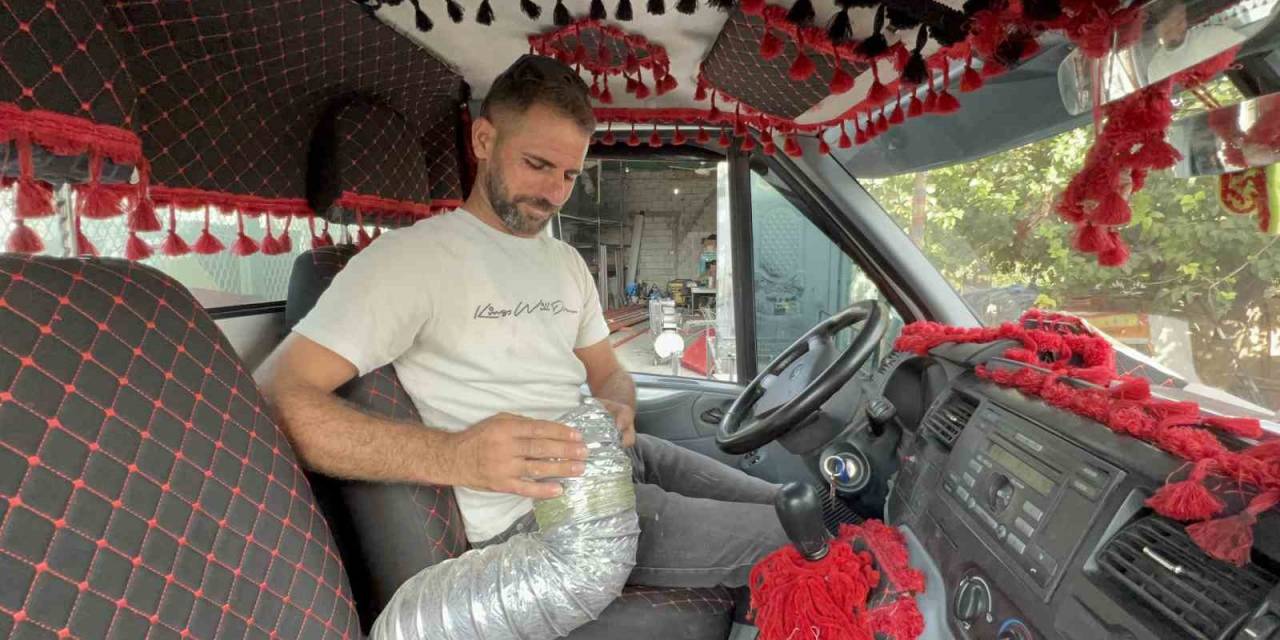 Sıcaklıkla Baş Edemeyen Vatandaş, Atıl Malzemelerden Aracına Sulu Klima Taktı