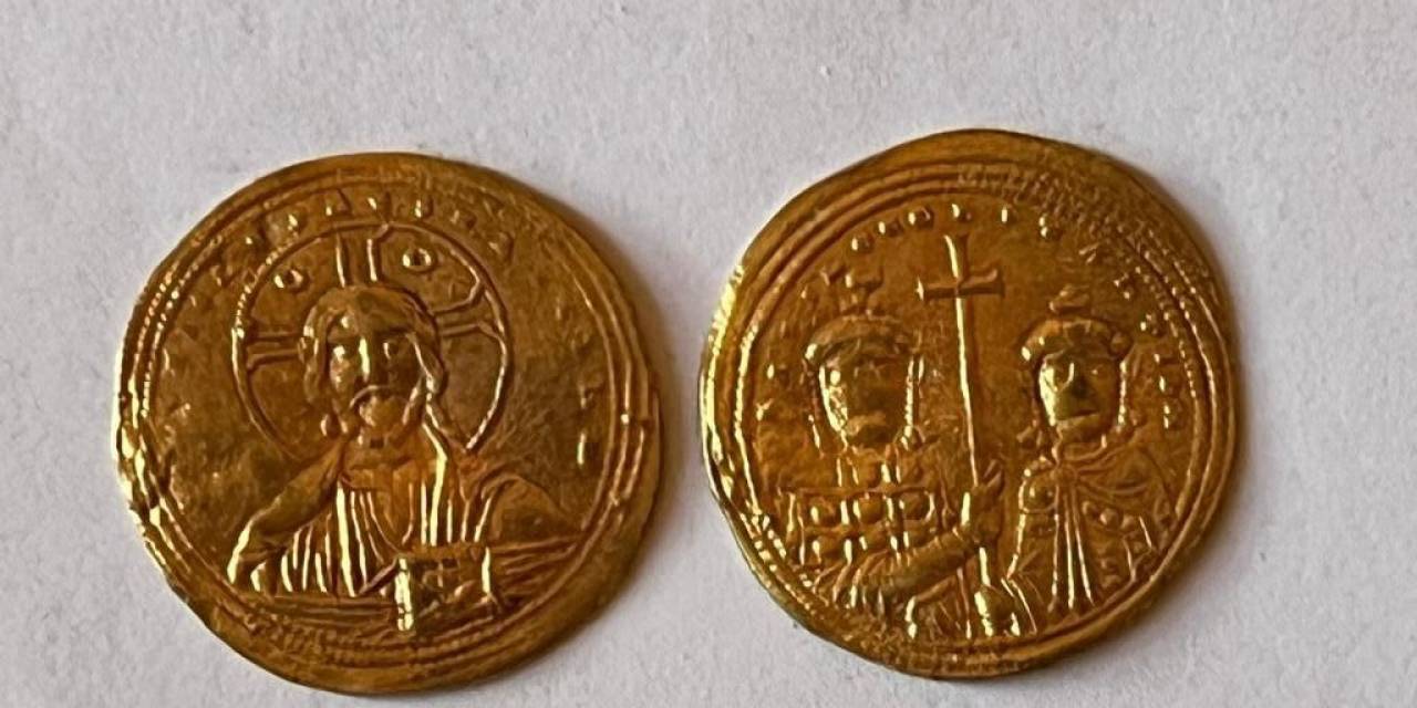 Van’da Peynir Bidonu İçerisinde 265 Sikke Ele Geçirildi