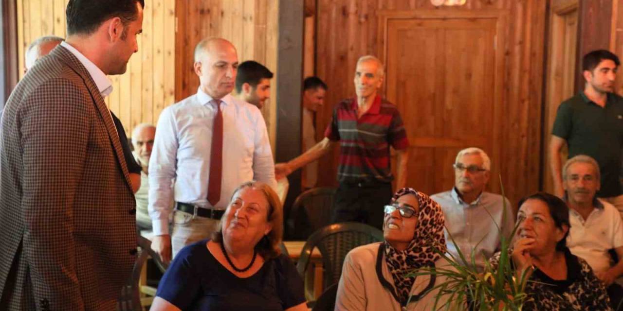 Koca Çınarlar Diyarbakır Türkülerini Seslendirdi