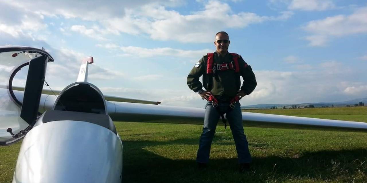 Eskişehir’de Yelkenkanatlar Çarpıştı: 1 Pilot Öldü, 1 Pilot Yaralı